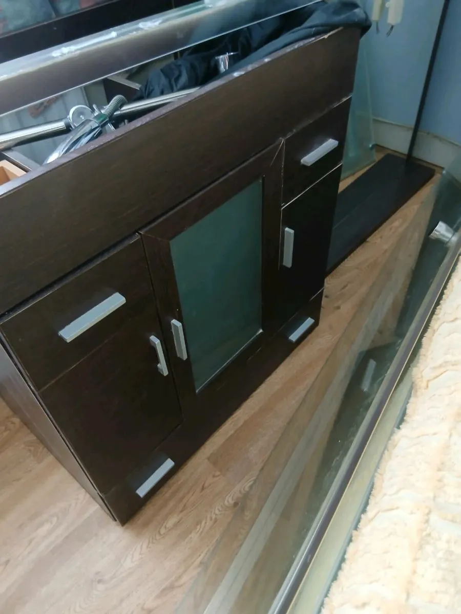 Bathroom complete - Image 3