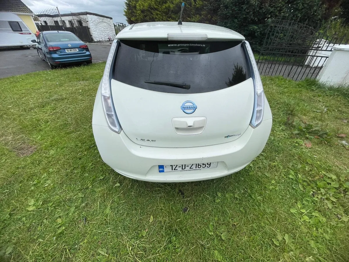 2012 Nissan leaf electric - Image 3