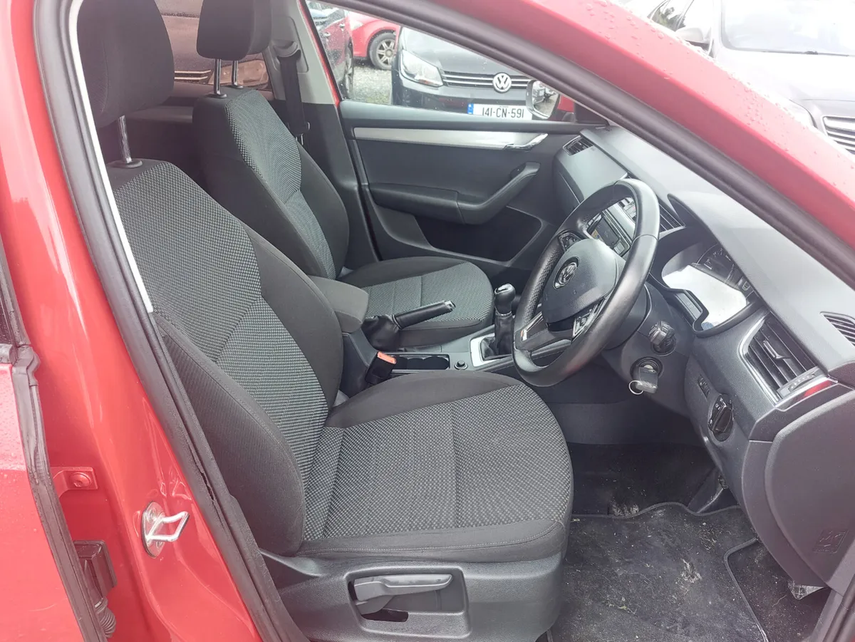 Skoda Octavia 2016 - Image 2