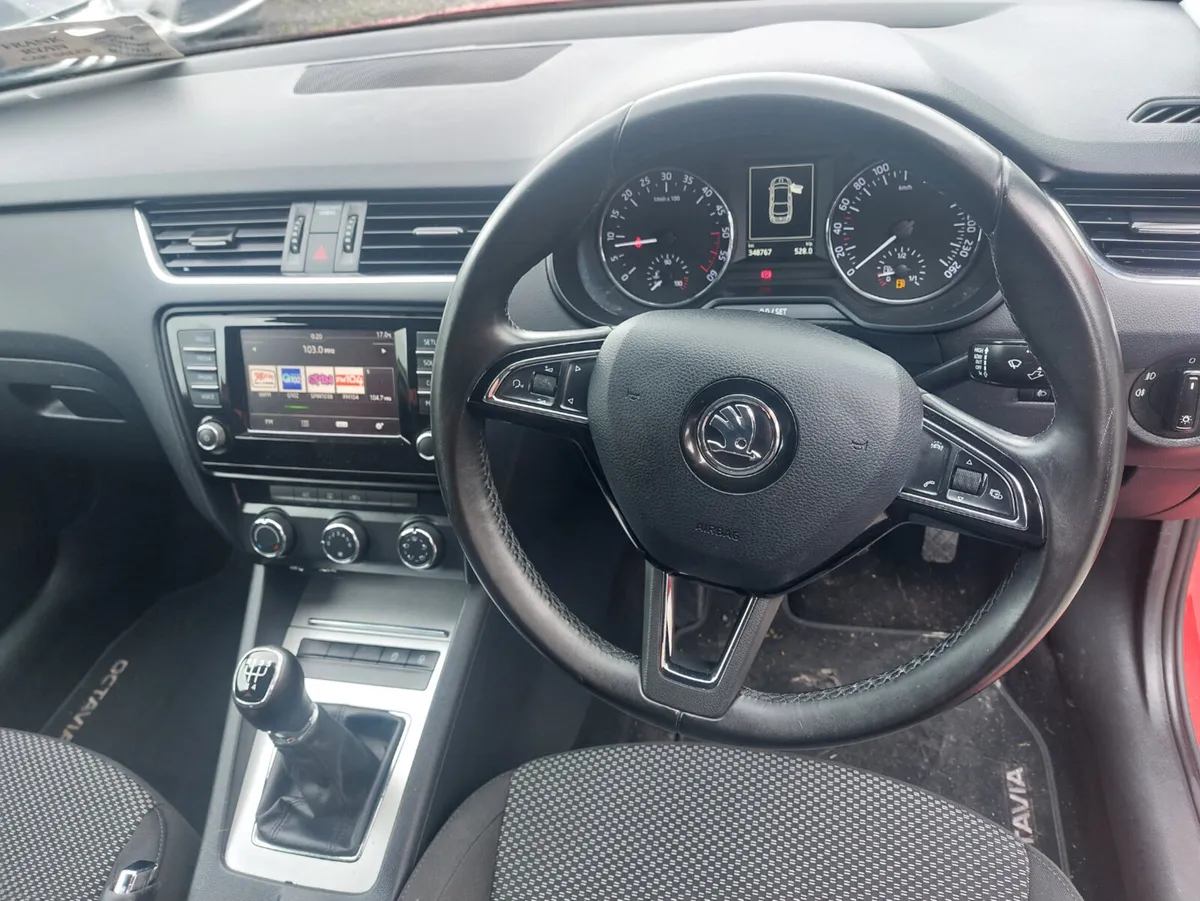 Skoda Octavia 2016 - Image 3