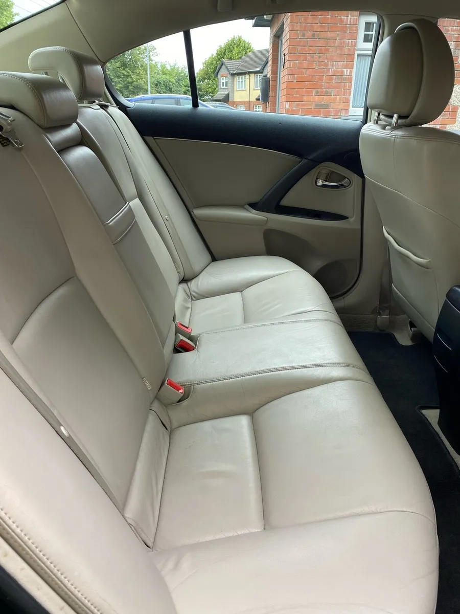 Toyota Avensis T4 - Image 4