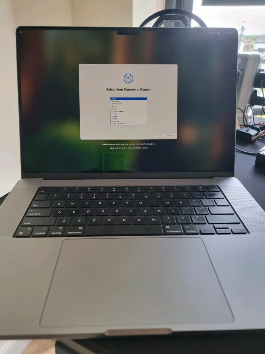 MacBook Pro - Image 4