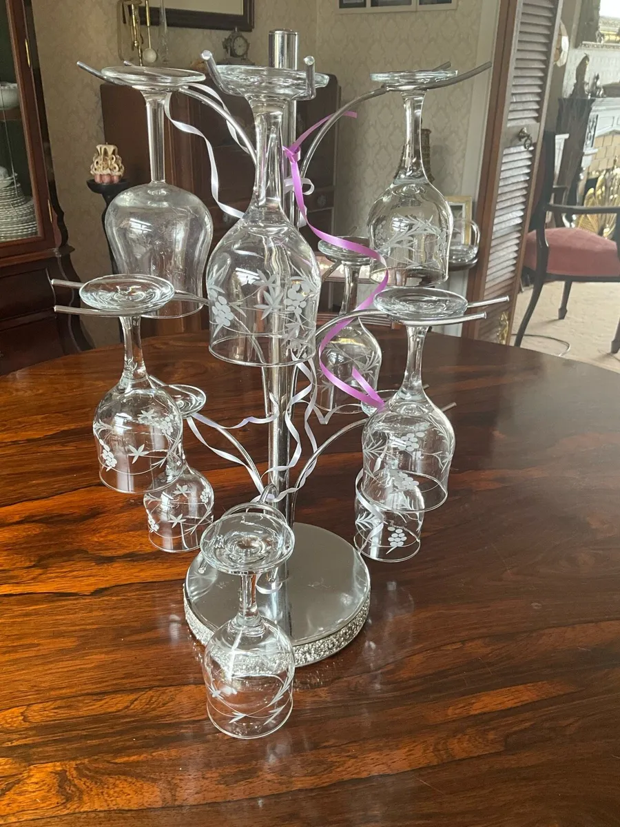 Chrome Stem Glass Holder - Image 1