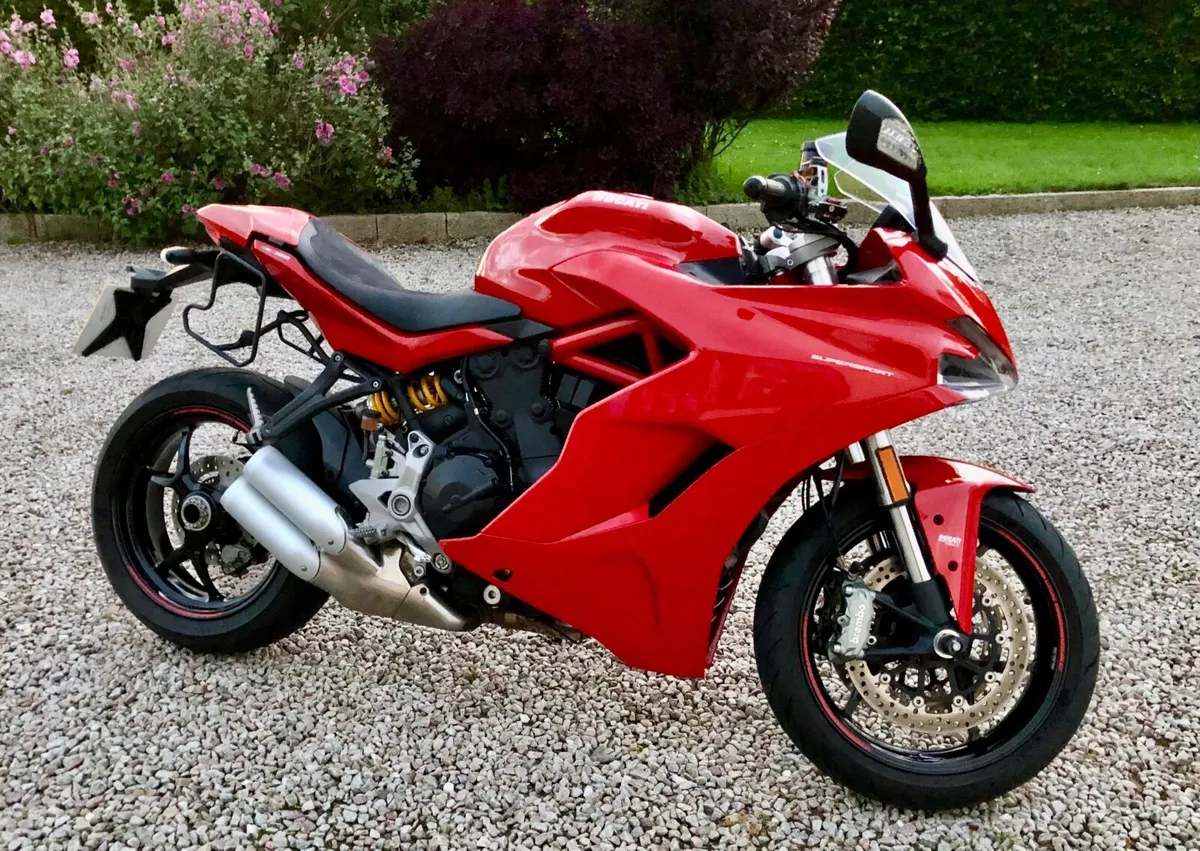 Ducati Supersport 937 - VRT 257 Euro - Image 2