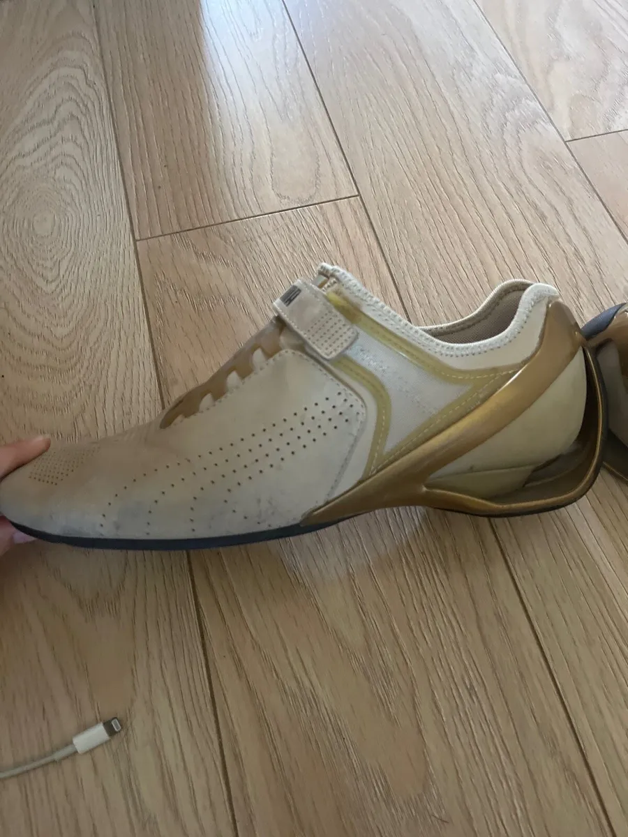 90s tan puma levitations - Image 3