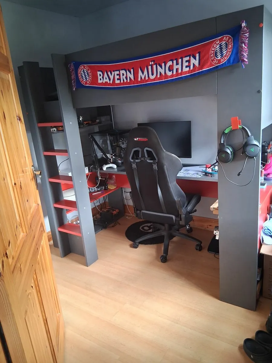 Gaming bed for sale - Image 2