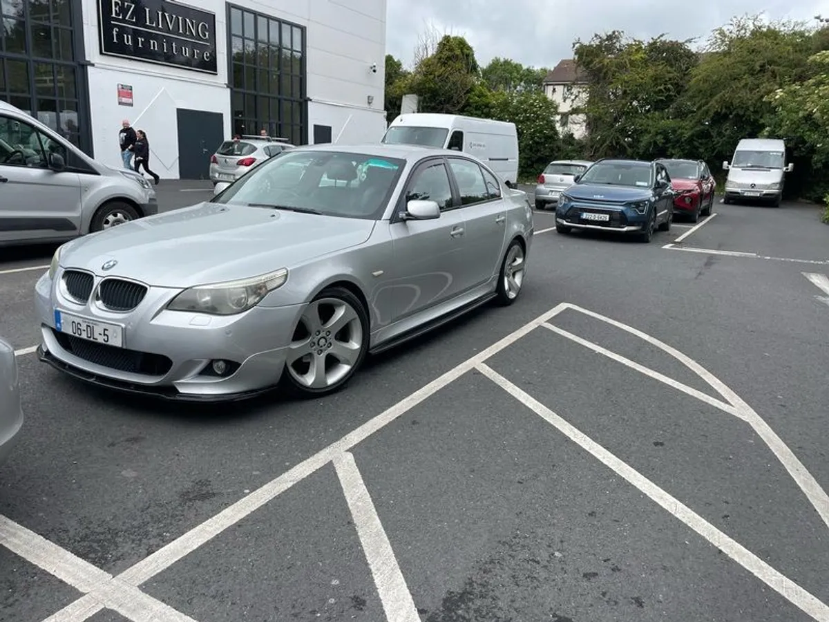 2006 Bmw 520 - Image 2