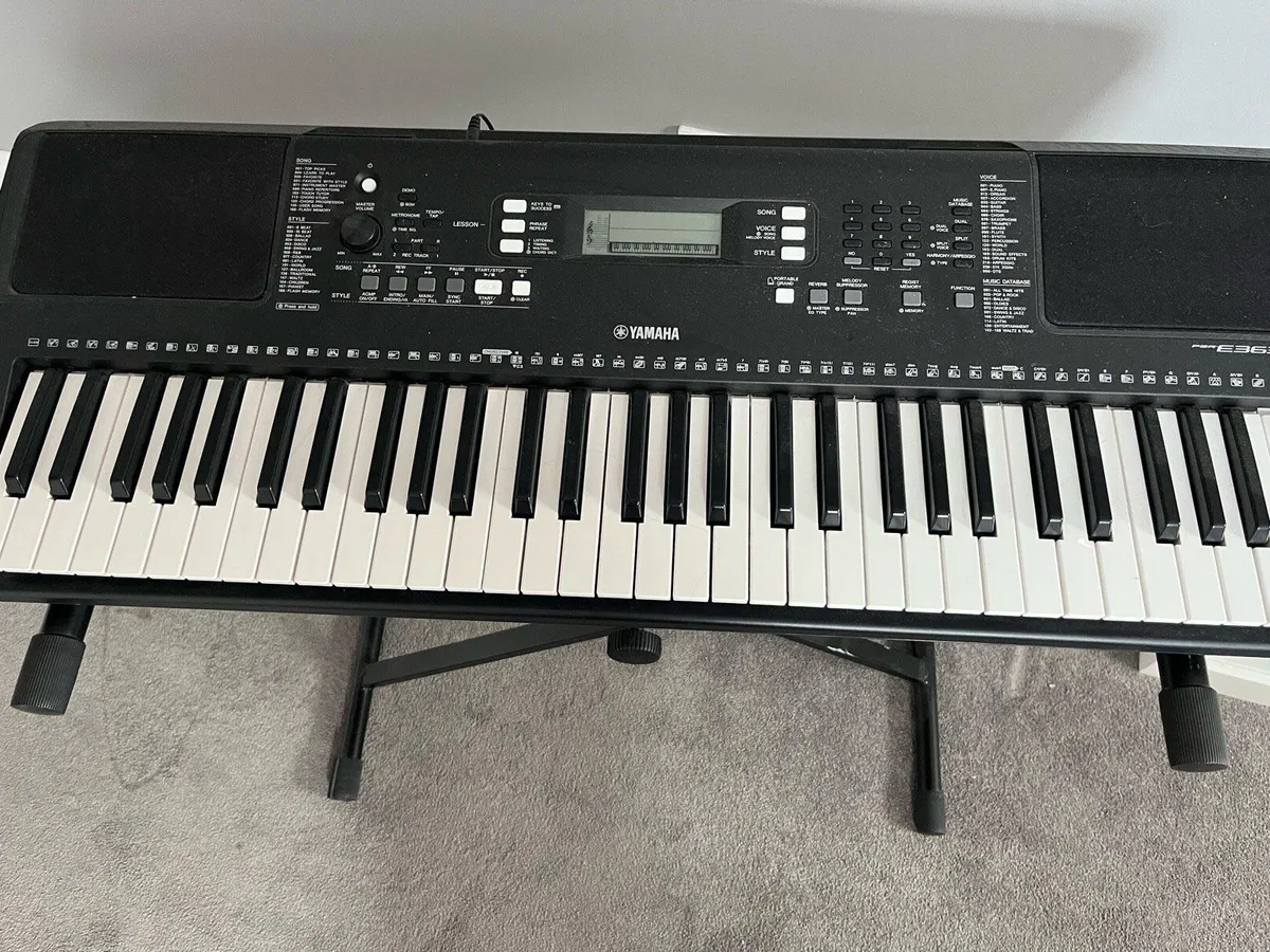 Yamaha keyboard - Image 1