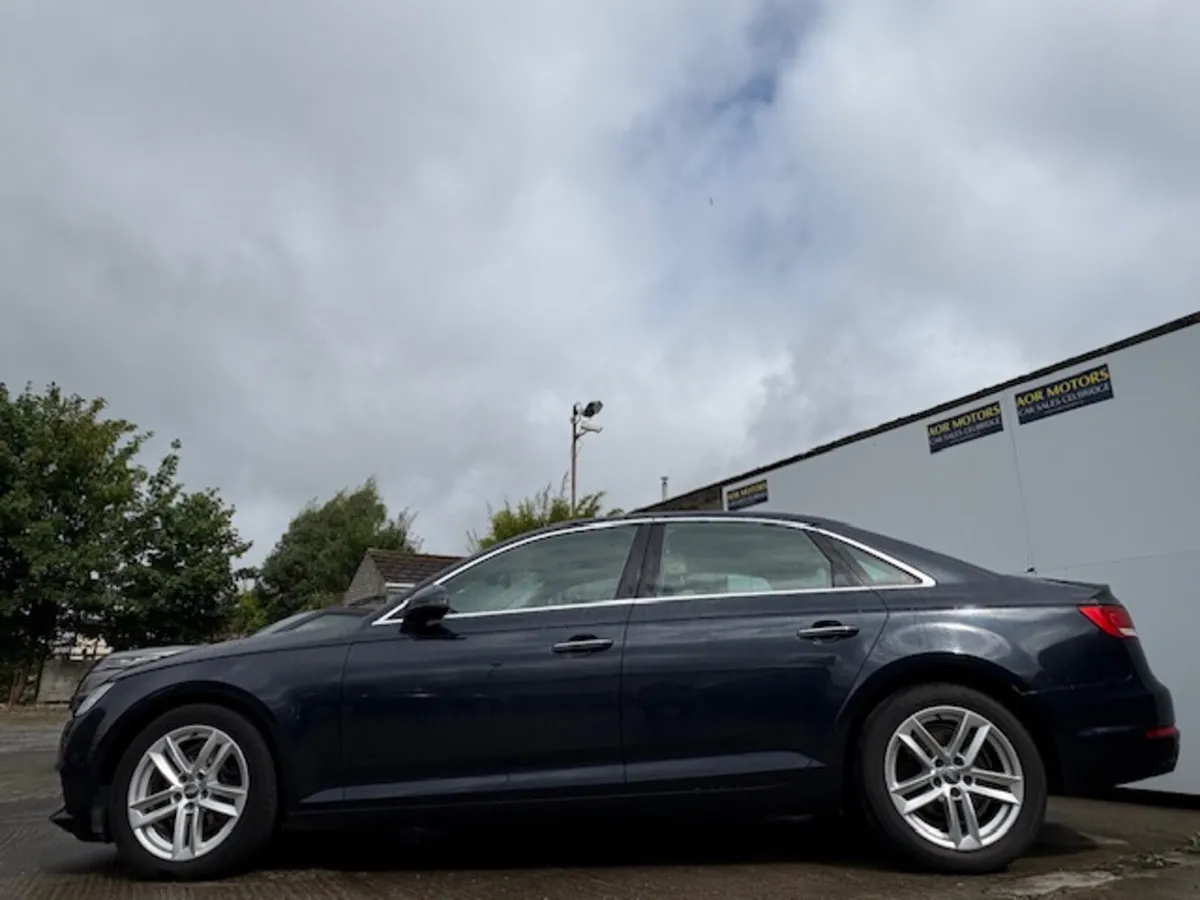 Audi A4 2016 SE ULTRA LIMOUSINE - Image 3