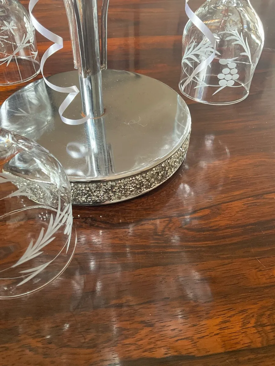 Chrome Stem Glass Holder - Image 3