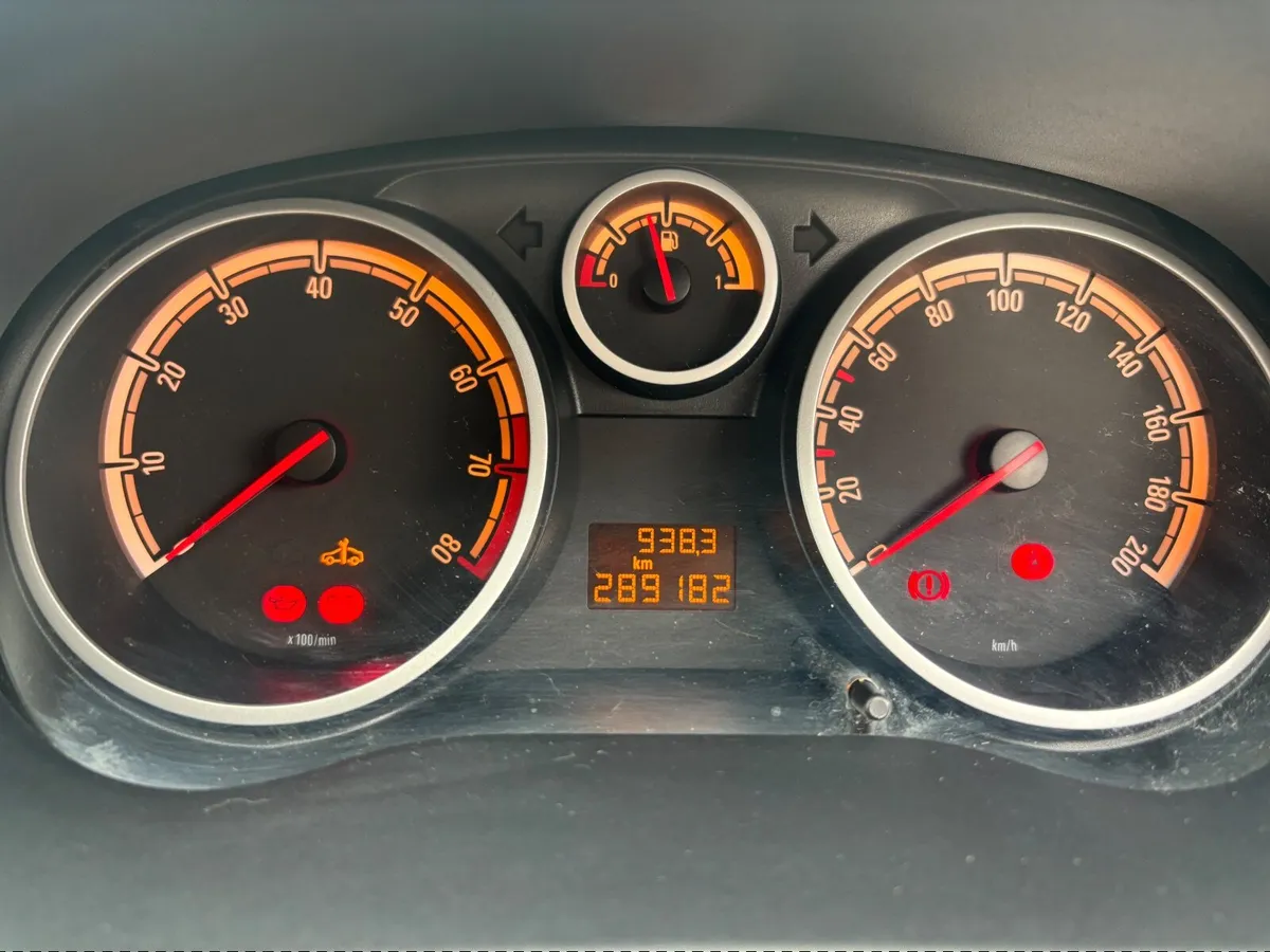 Opel Corsa 2008 - Image 3