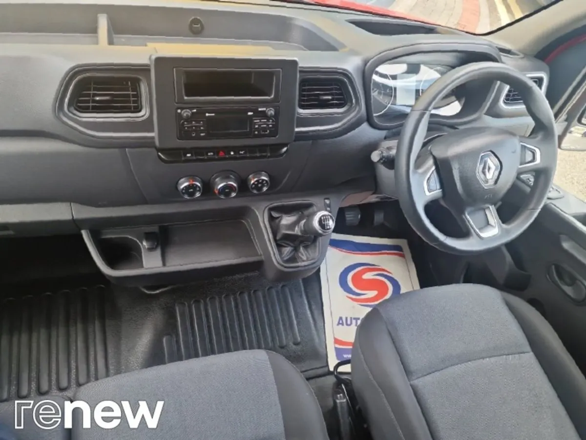 Renault Master Master FWD Mm33 DCI 135 Business P - Image 2