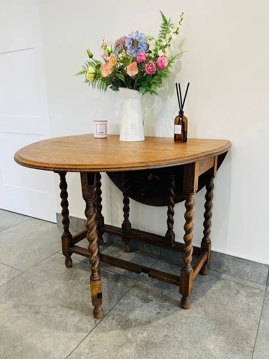 Oak gate leg table - Image 4