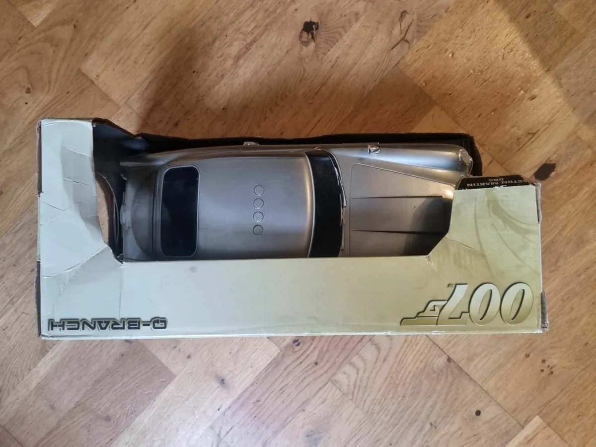 007 james bond collectables - Image 3