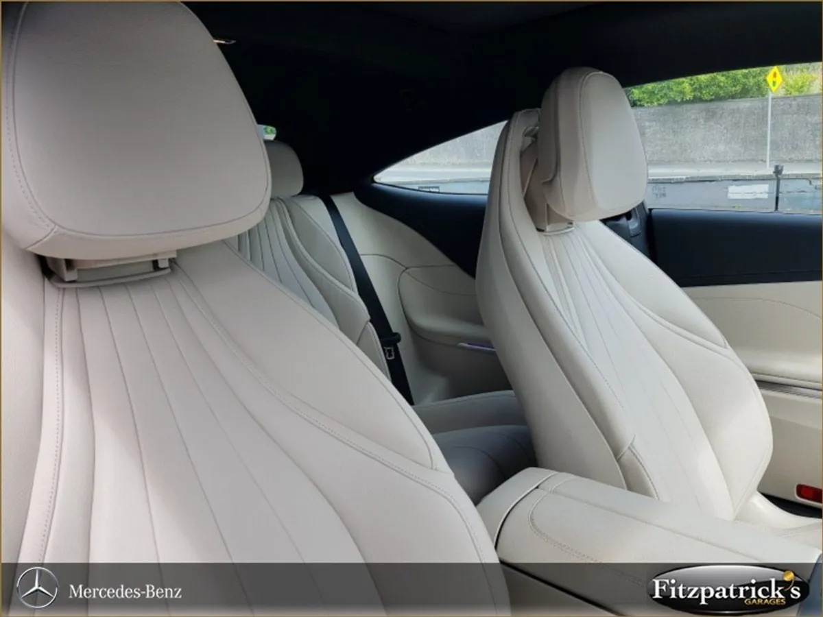 Mercedes-Benz CLE CLE 300 e Coup EQ Hybrid AMG Li - Image 4