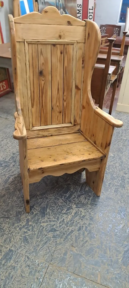 Vintage Irish lambing chair - Image 1