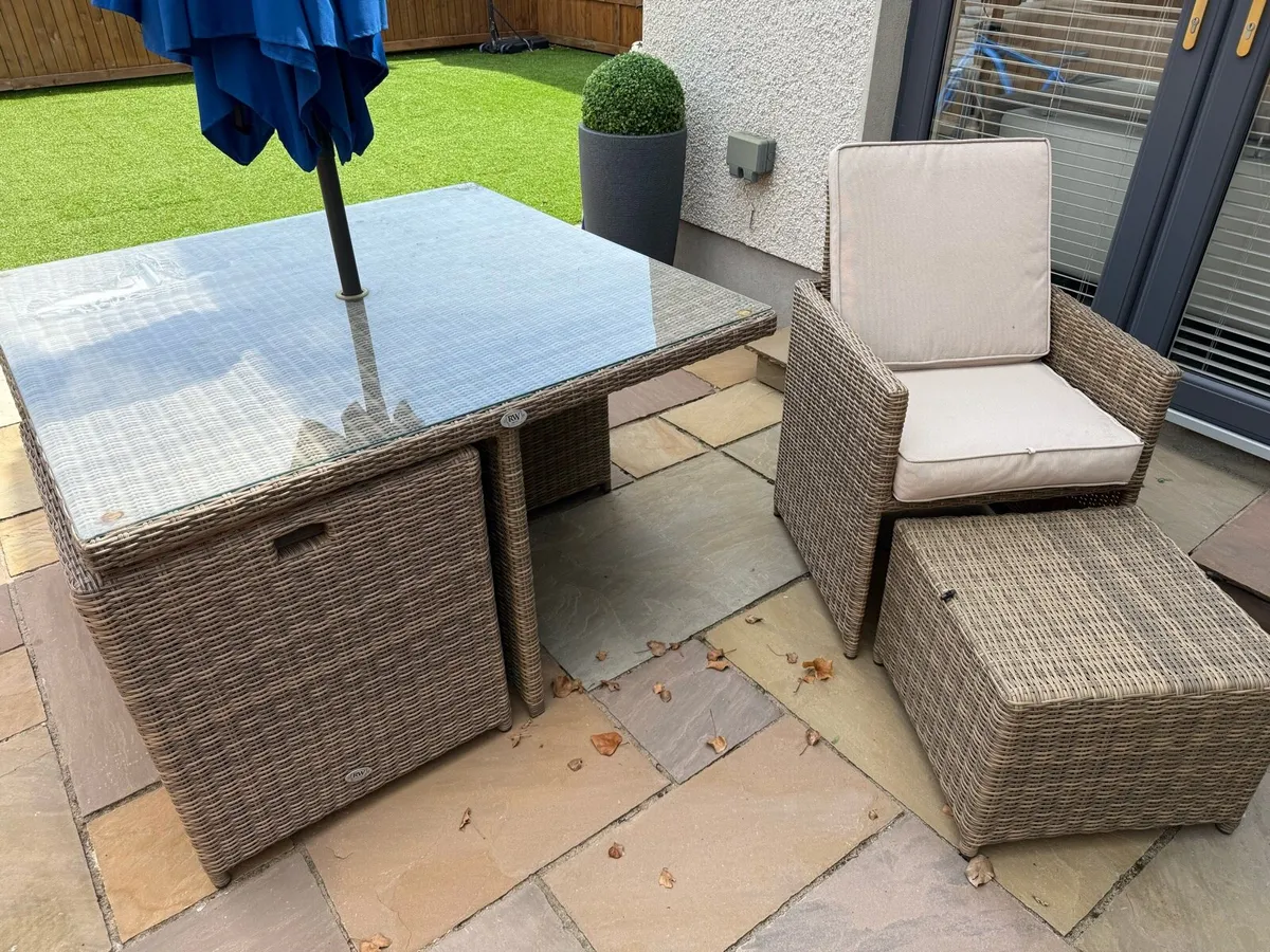 Garden Furniture - Image 1