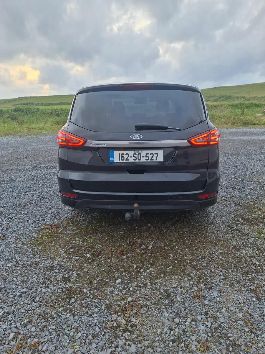 Ford S-Max 2016 2.0 TDCi Titanium - Image 4