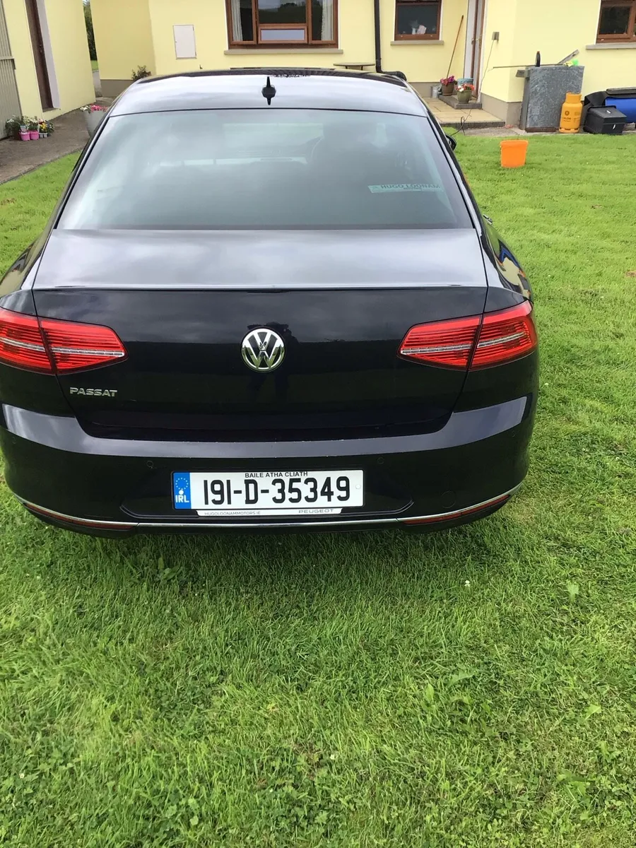 Volkswagen Passat 2litre diesel Highline 150 BHP - Image 2