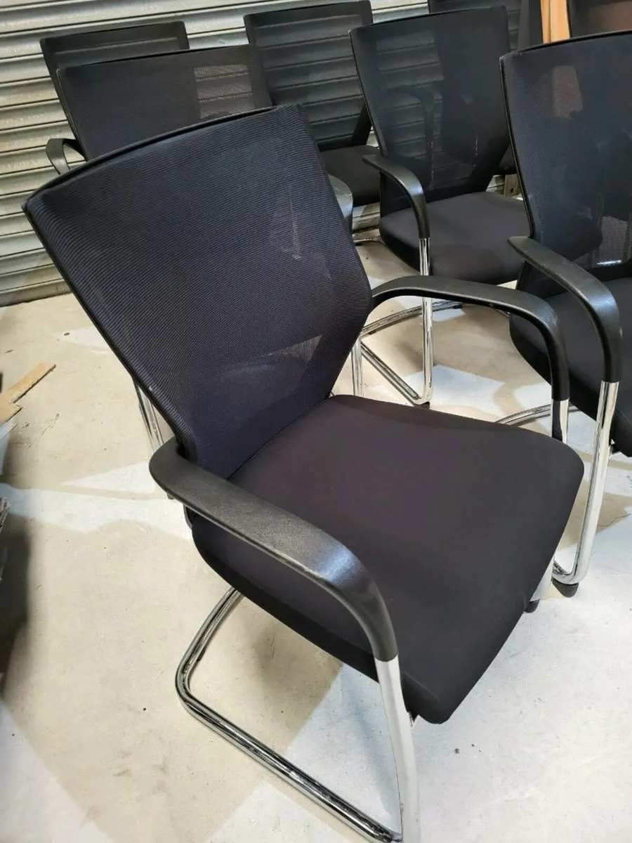 30+ Superb Quality Sidiz Multi Purpose Chairs. - Image 1