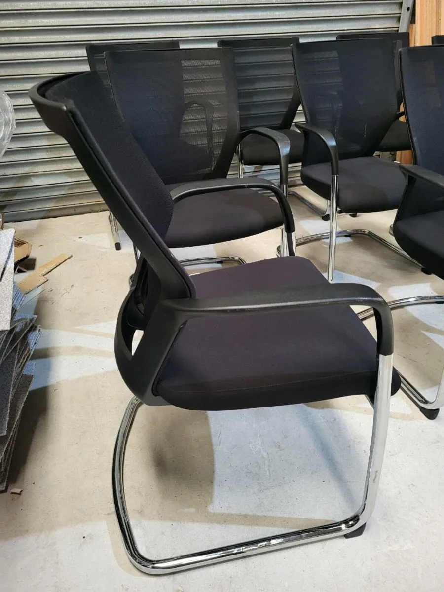 30+ Superb Quality Sidiz Multi Purpose Chairs. - Image 2