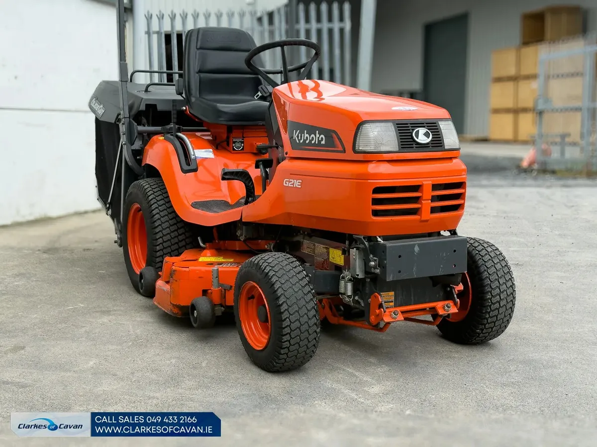 2021 Kubota G21eLD Lawnmower - Image 2