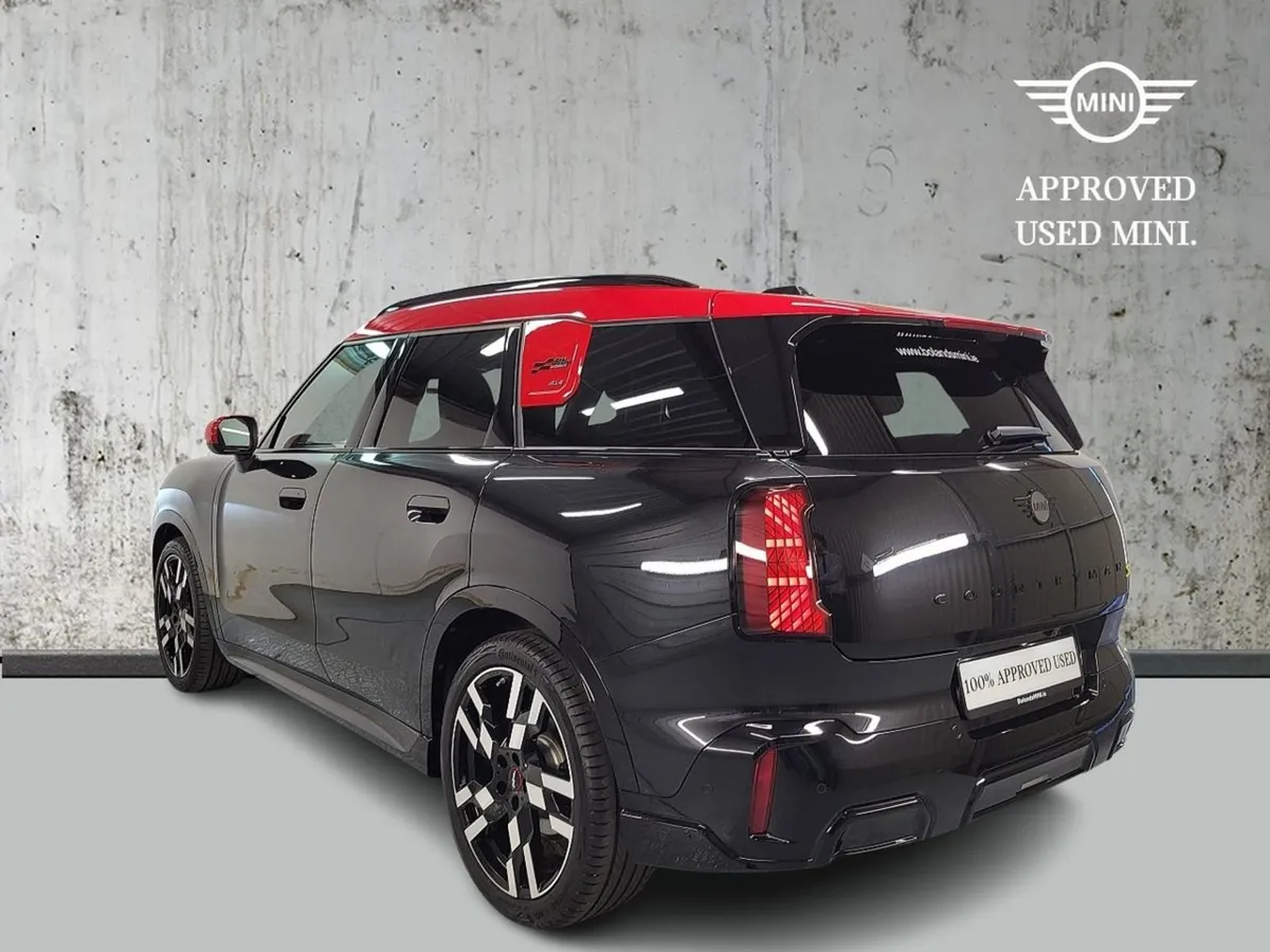 MINI COUNTRYMAN Cooper Classic E - Image 2