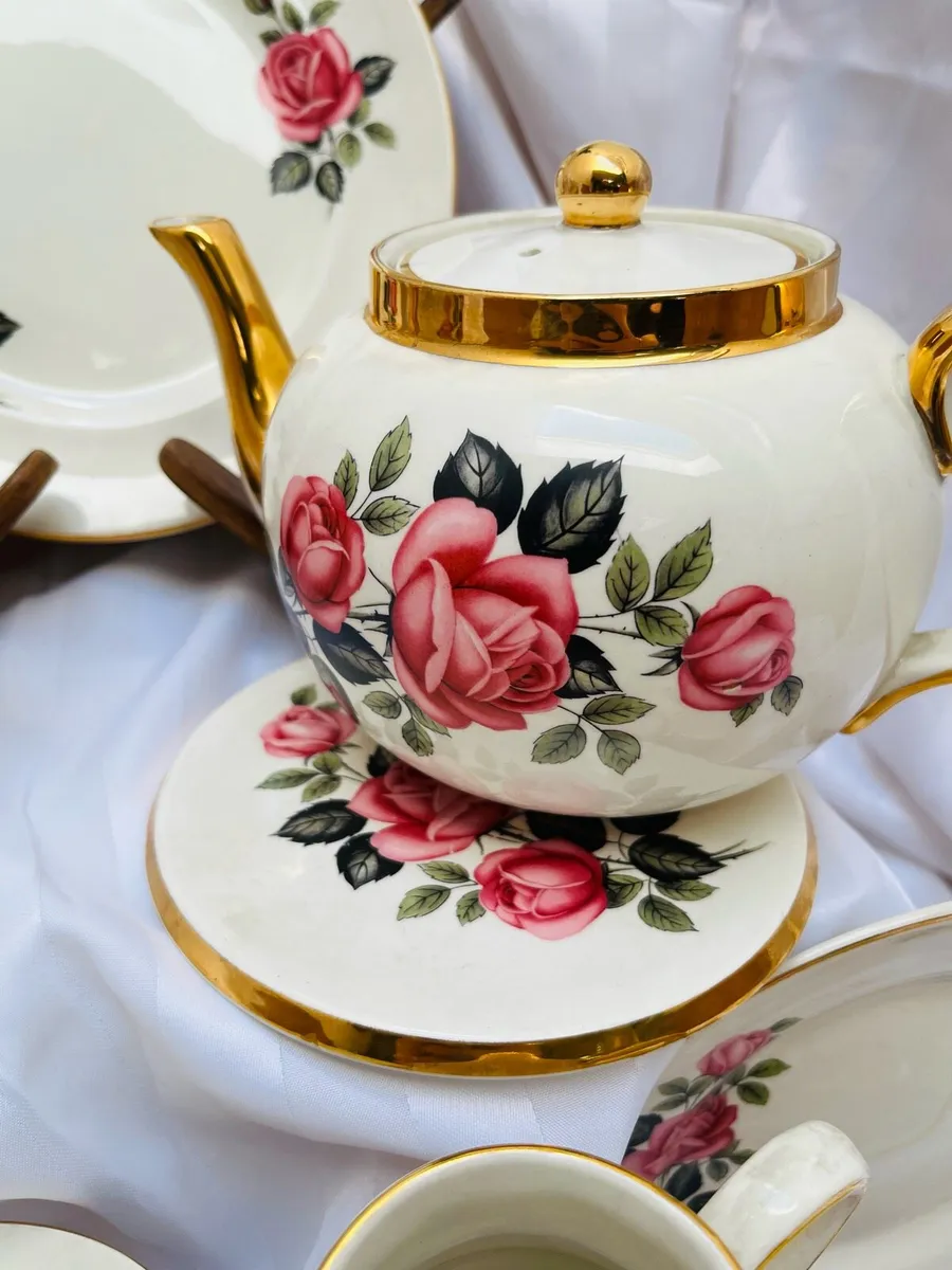 carrigaline Teaset - Image 3