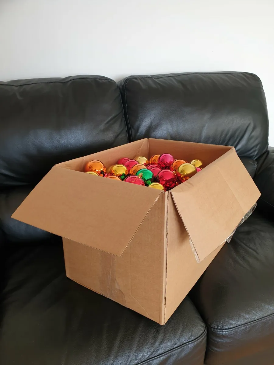 221 Christmas baubles - Image 2