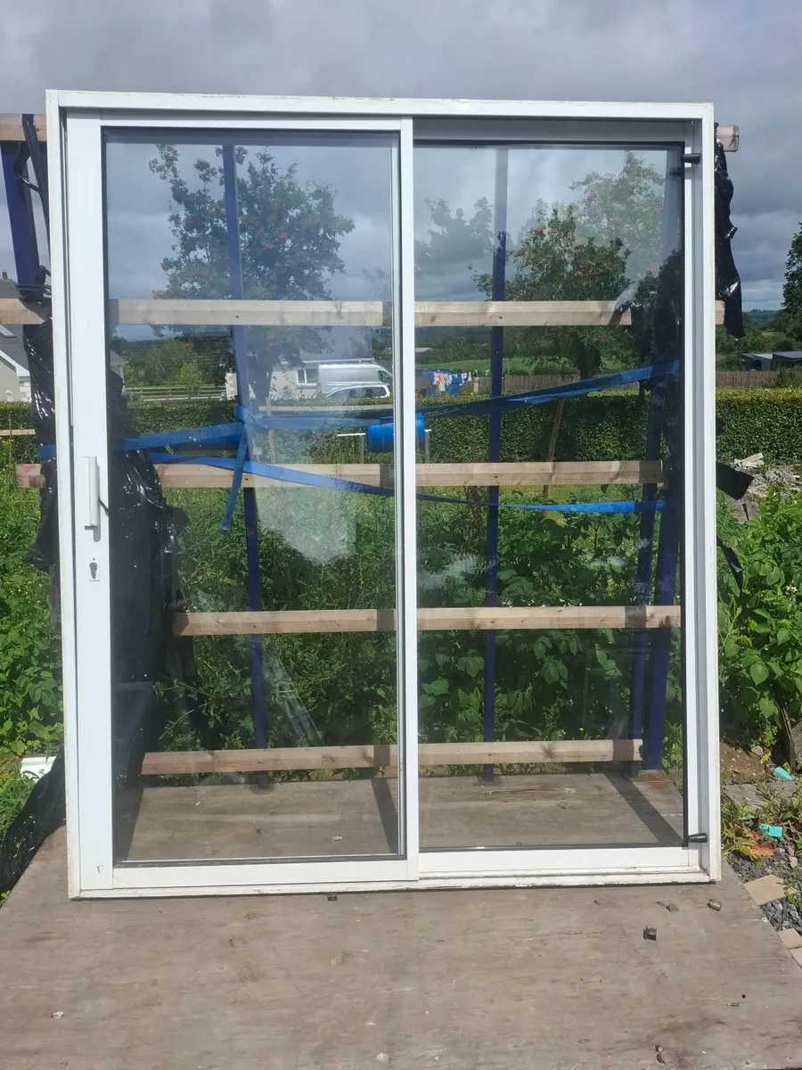 Aluminium patio doors - Image 3