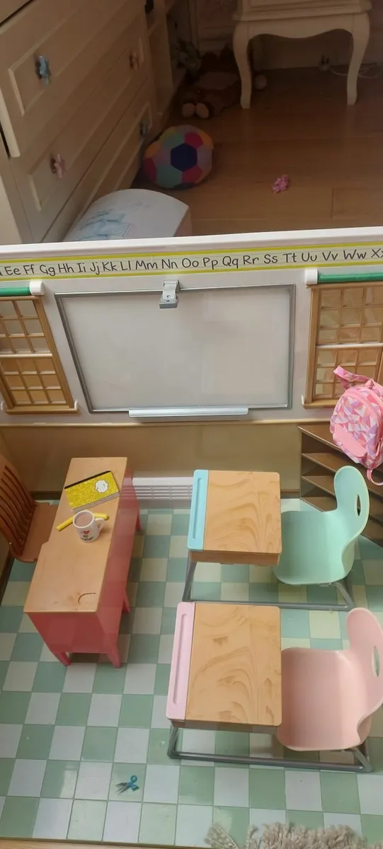 Toys - Image 1