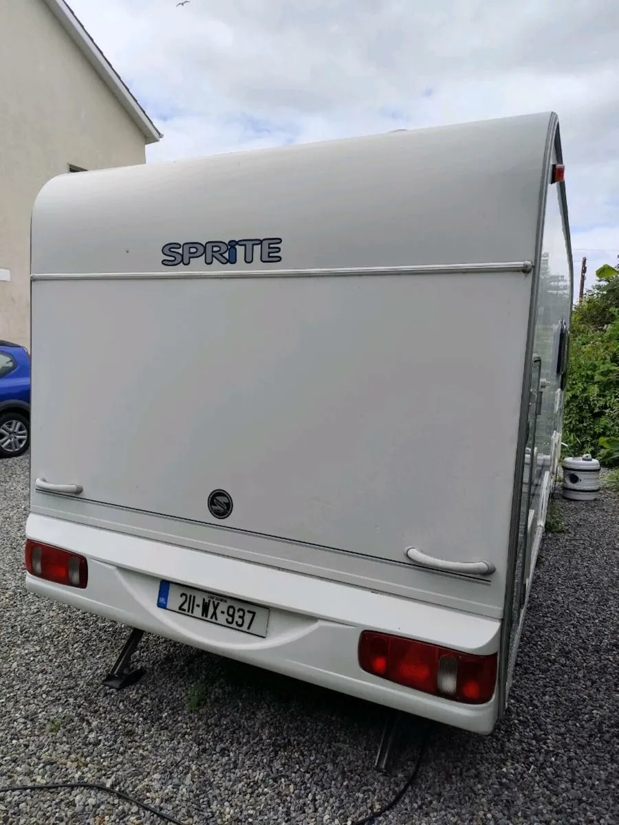 6 berth Swift Major - Image 3