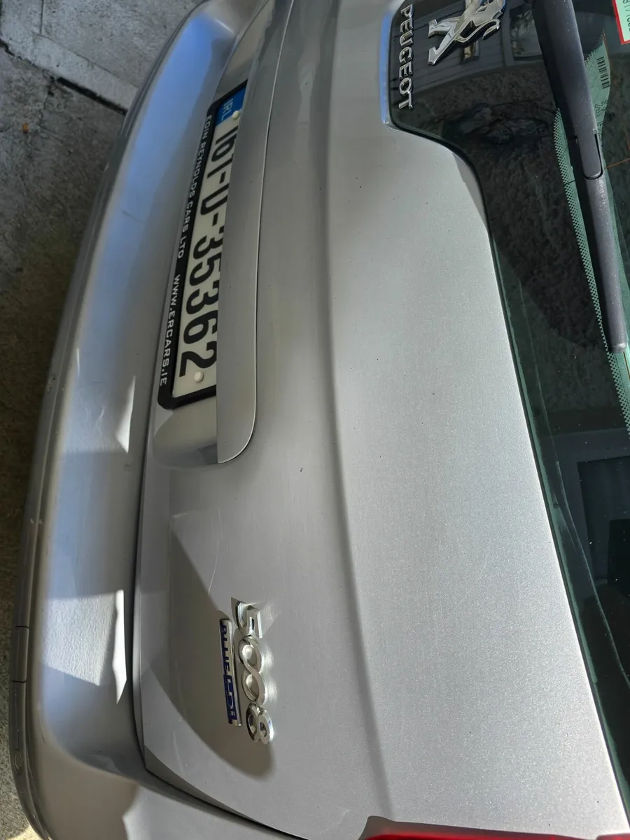Peugeot 5008 2016 - Image 1