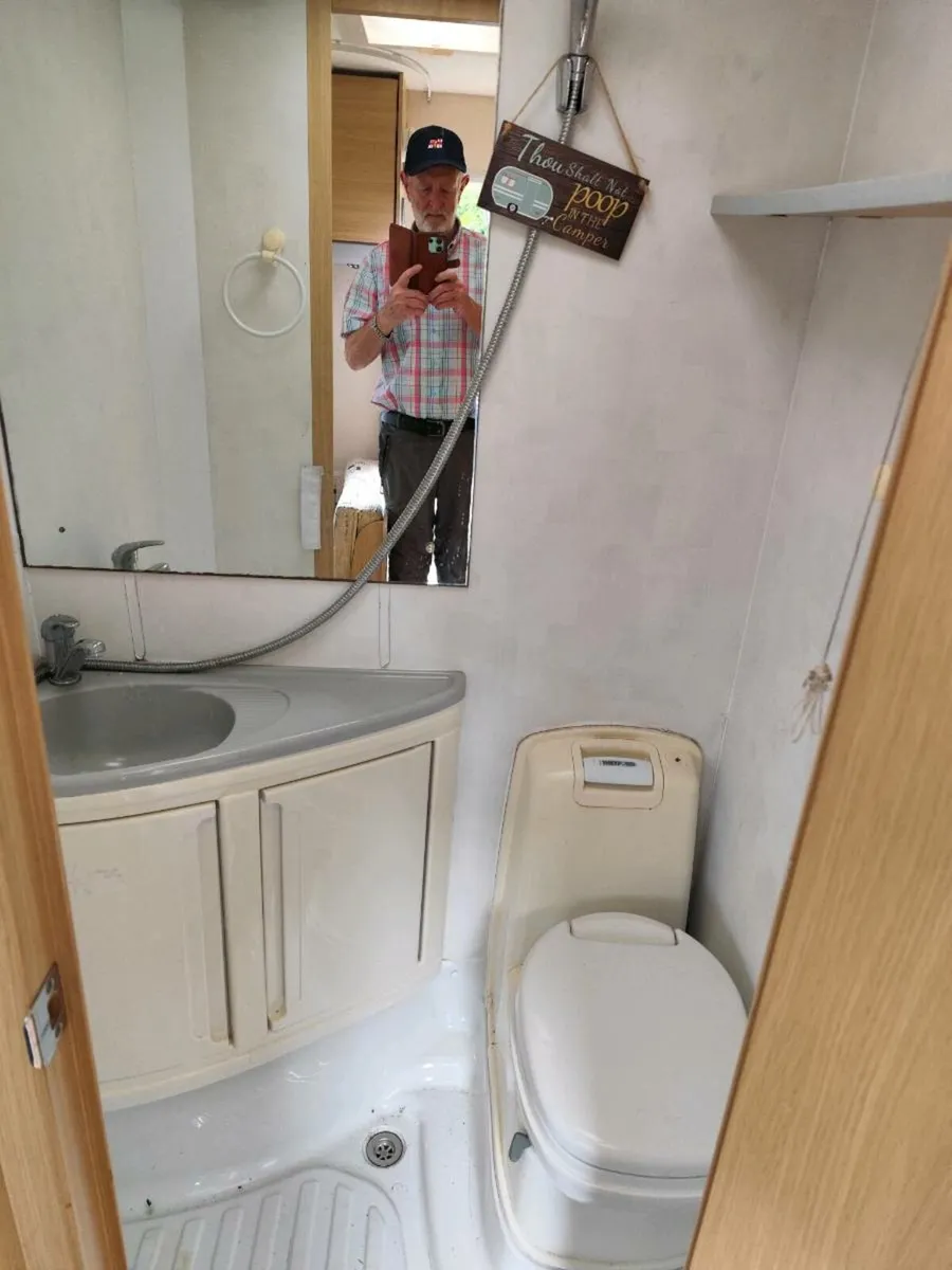 6 berth Swift Major - Image 4