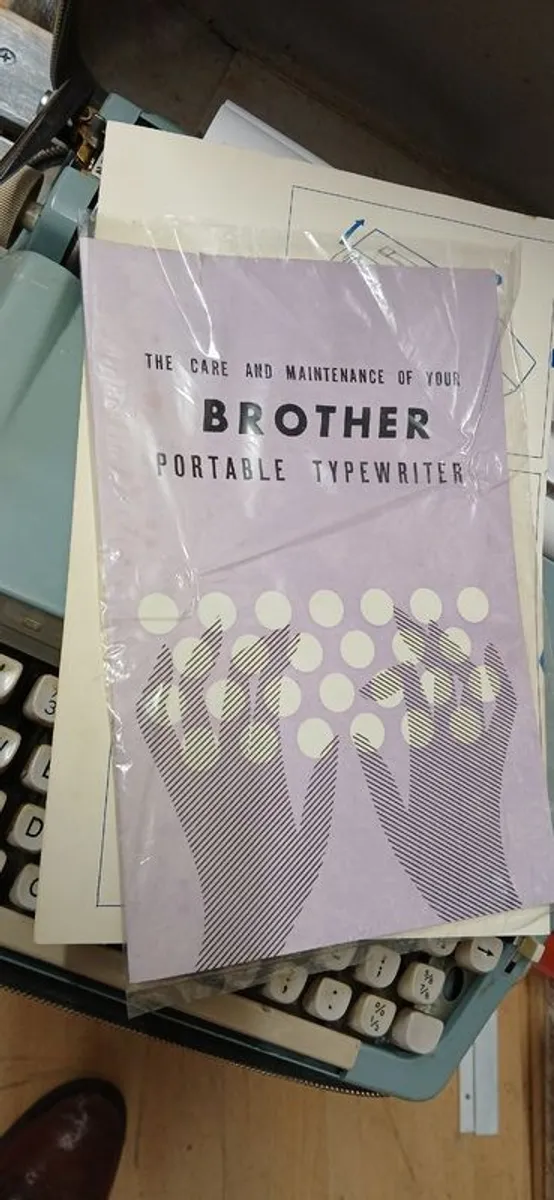 Typewriter - Image 4