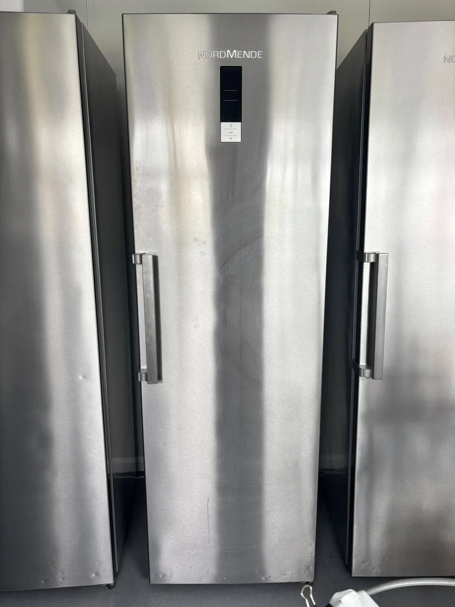 Fridge & freezer for sale