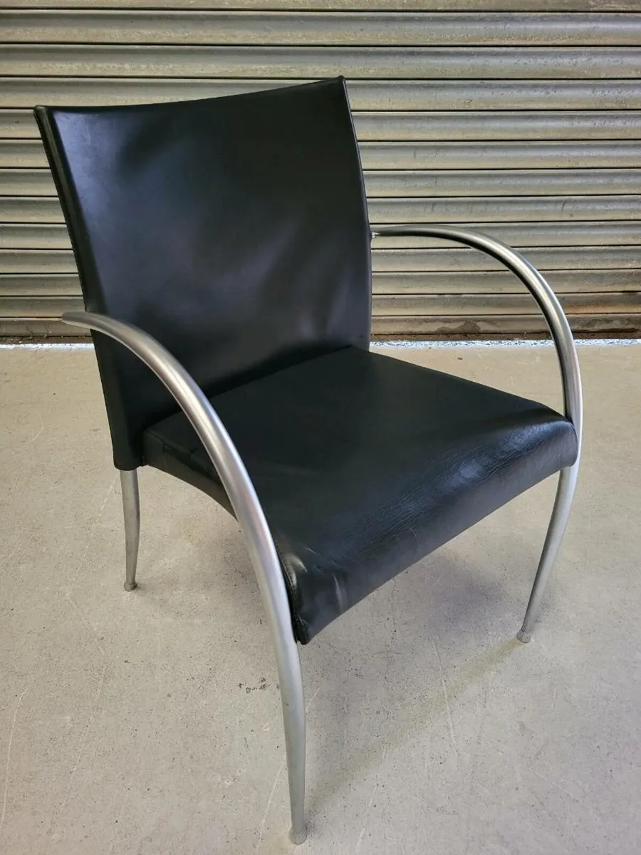 Multi Purpose Chairs. Mint Condition. - Image 3