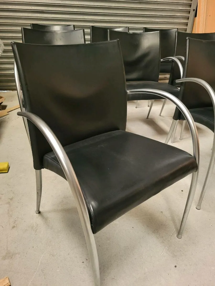 Multi Purpose Chairs. Mint Condition. - Image 4
