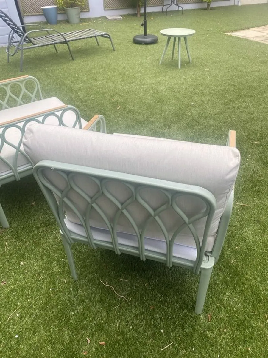 garden chairs - Image 3