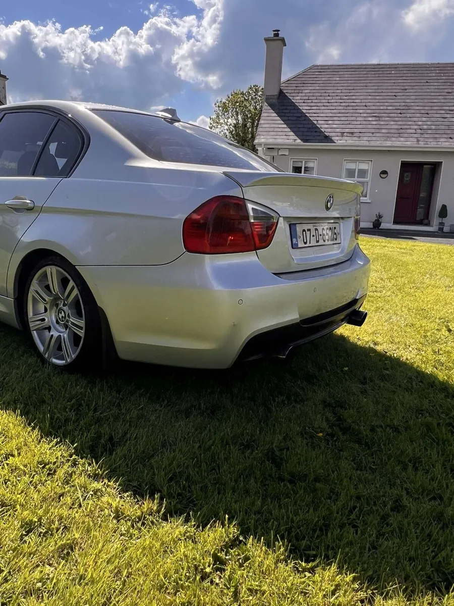 BMW e90 msport - Image 4