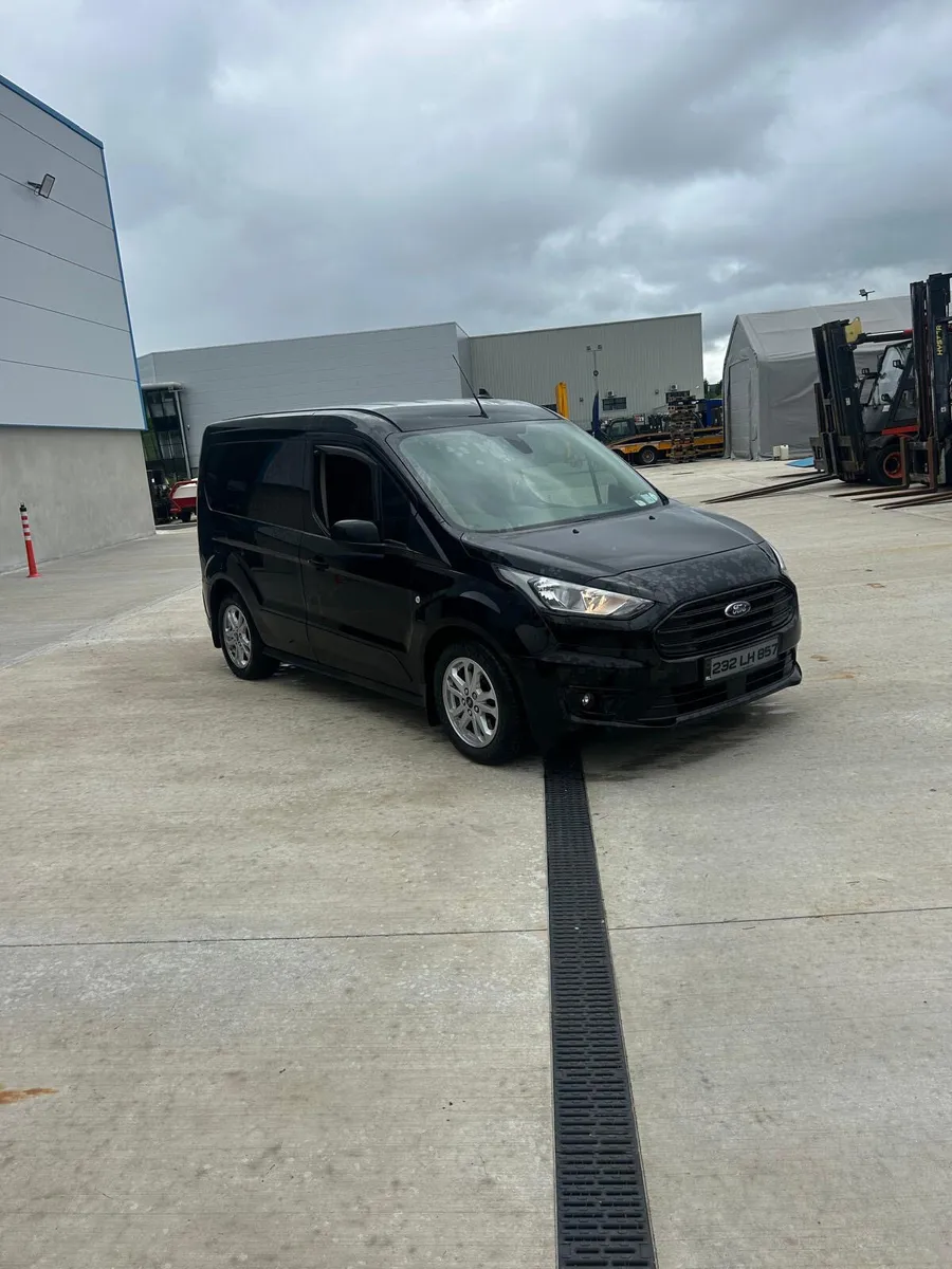 Ford Transit Connect 2023 - Image 4