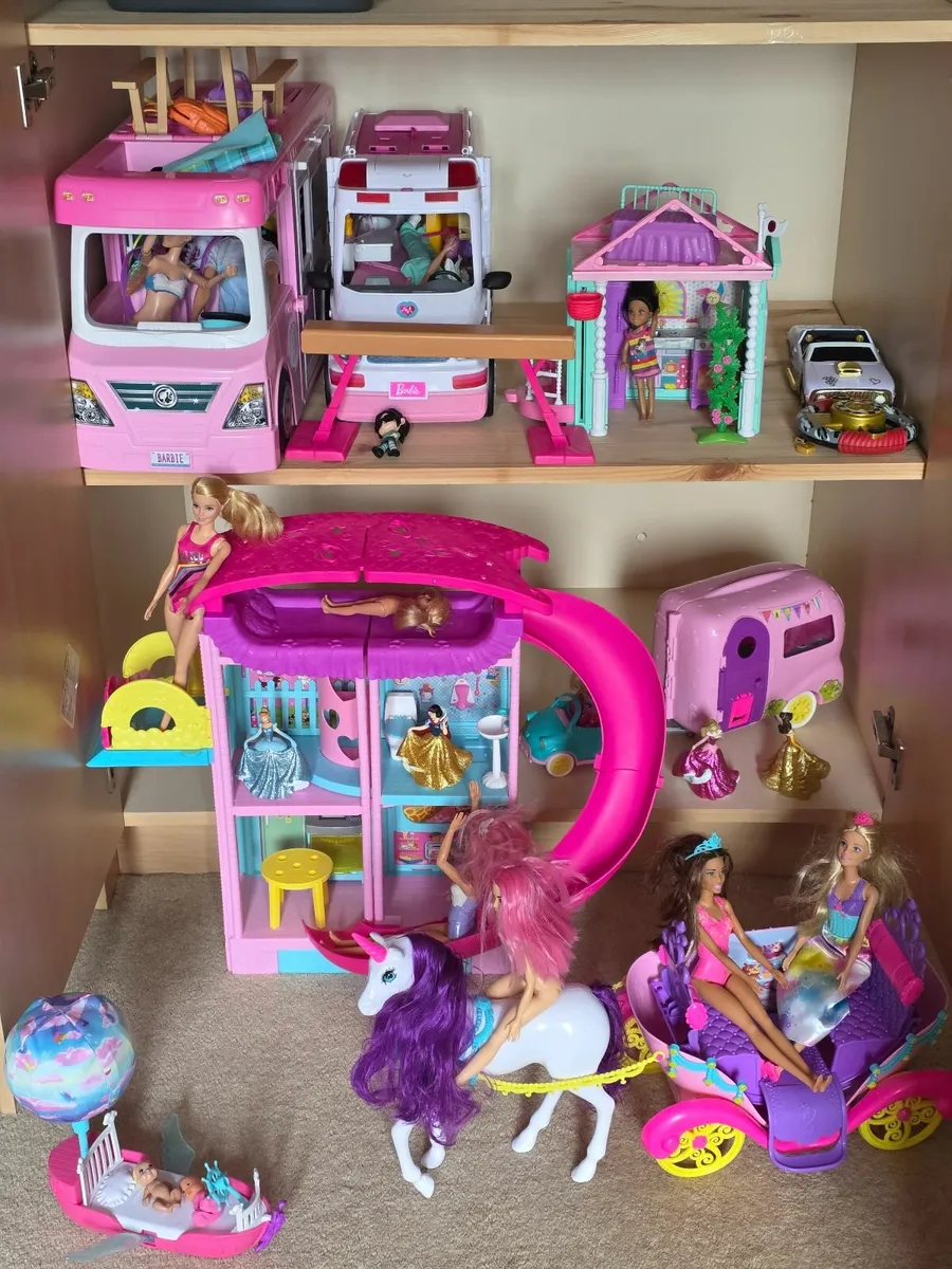Barbie Toys - various sets - Image 2