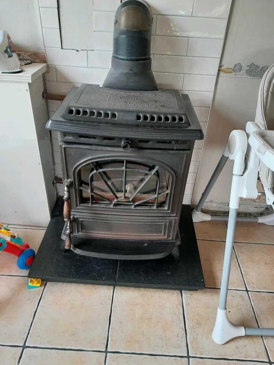 Stanley stove - Image 4