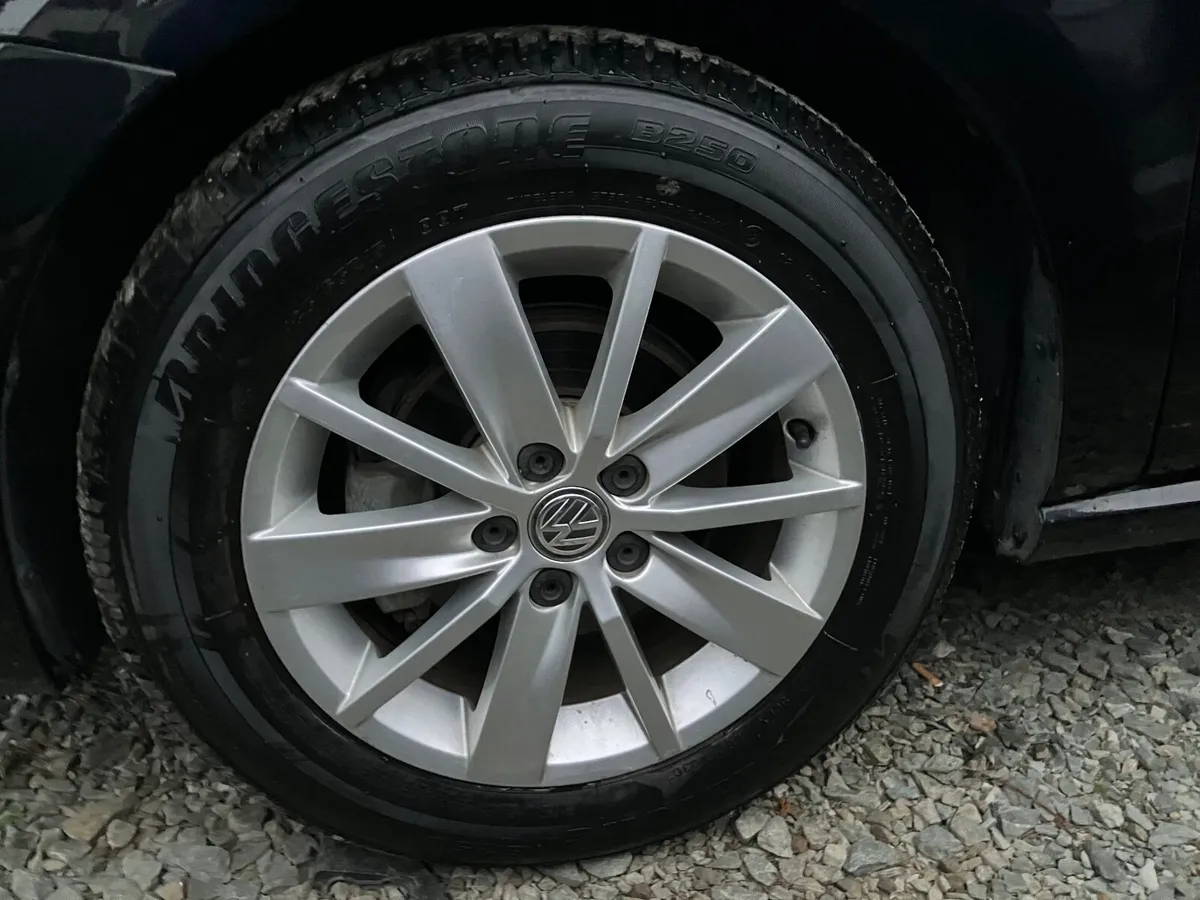 VW POLO 2015 AUTO SUPER LOW KMS *25K*—NCT JUN 2027 - Image 2