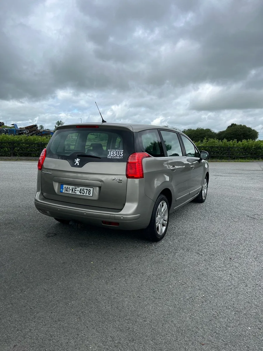 PEUGEOT 5008 AUTO 7SEATER - Image 4