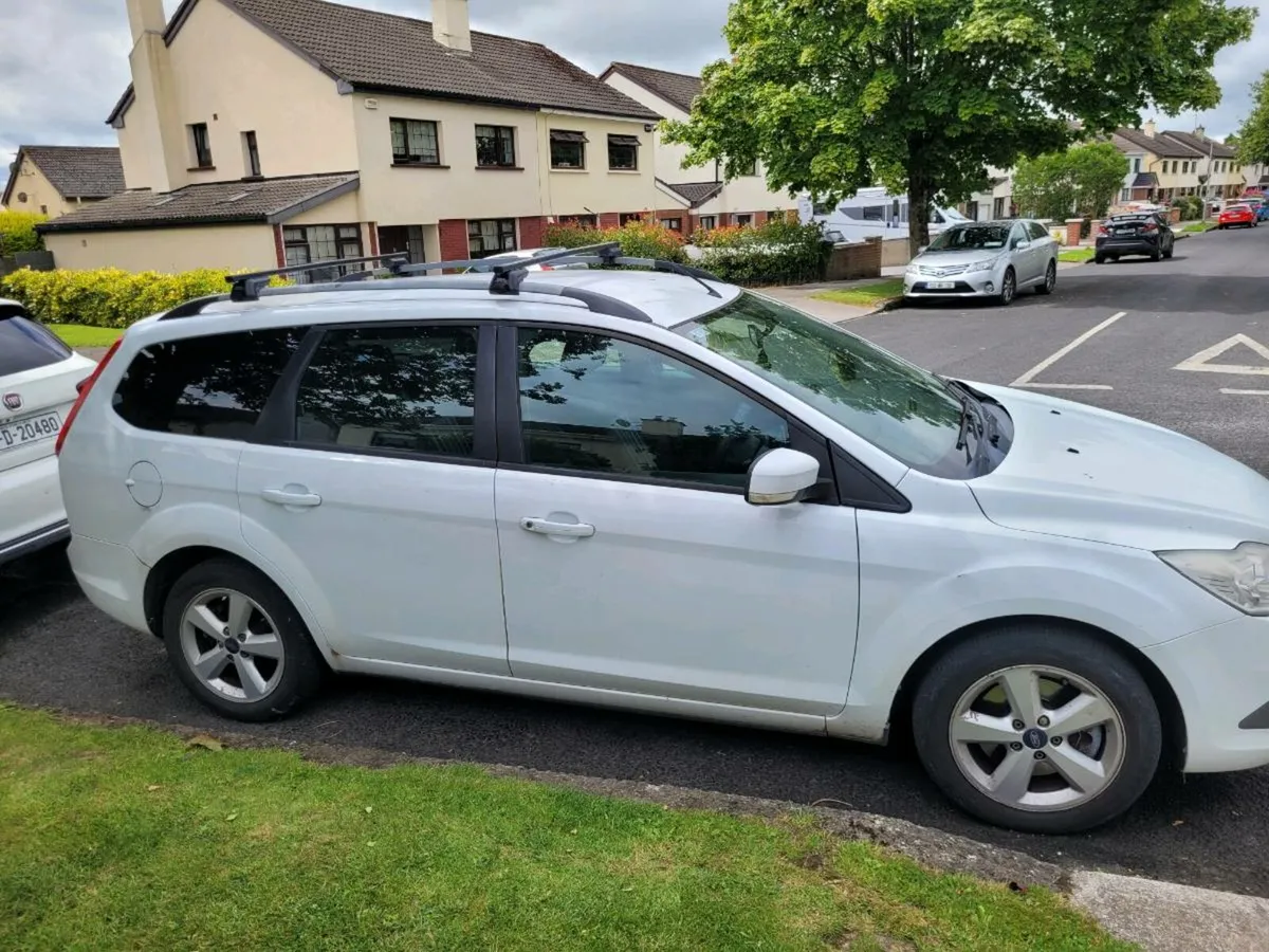 Ford focus 09 - Image 2