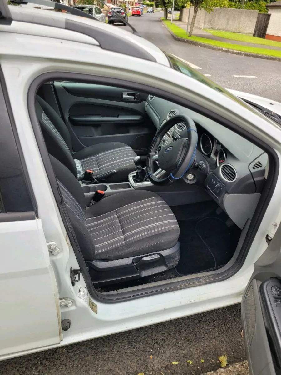 Ford focus 09 - Image 3
