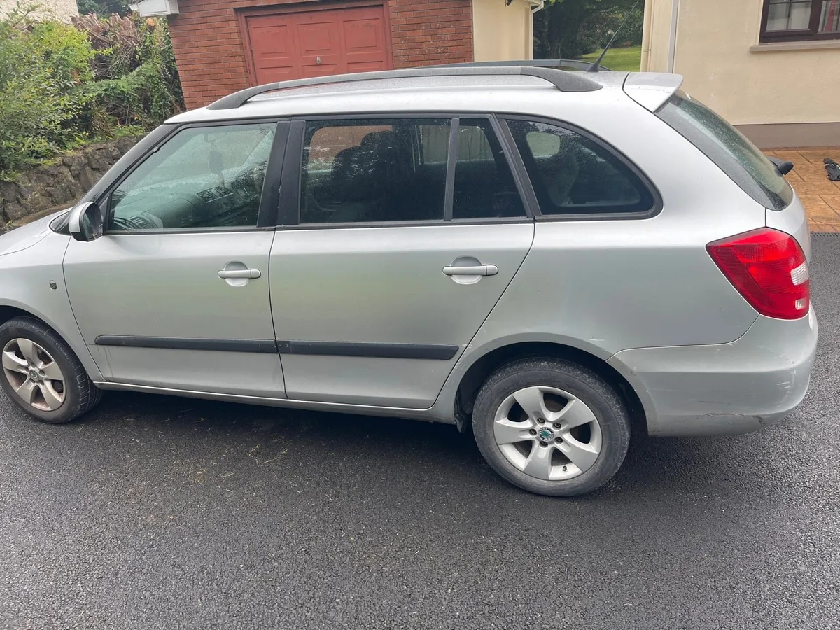 Skoda Fabia Estate - Image 4