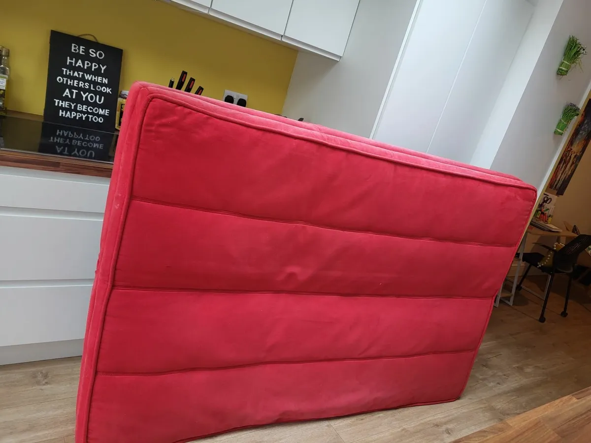 Red sofa bed - Image 3