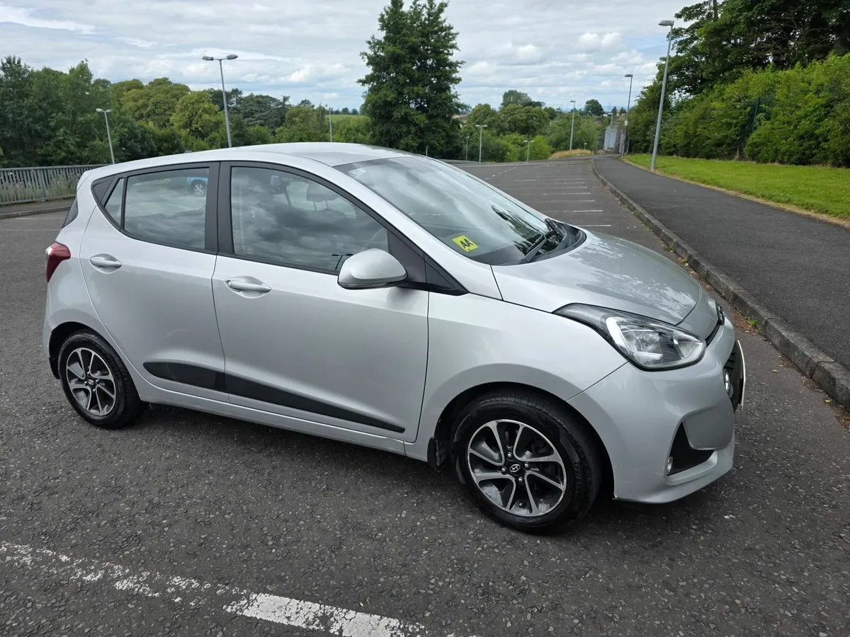 Hyundai i10 2017 - Image 2